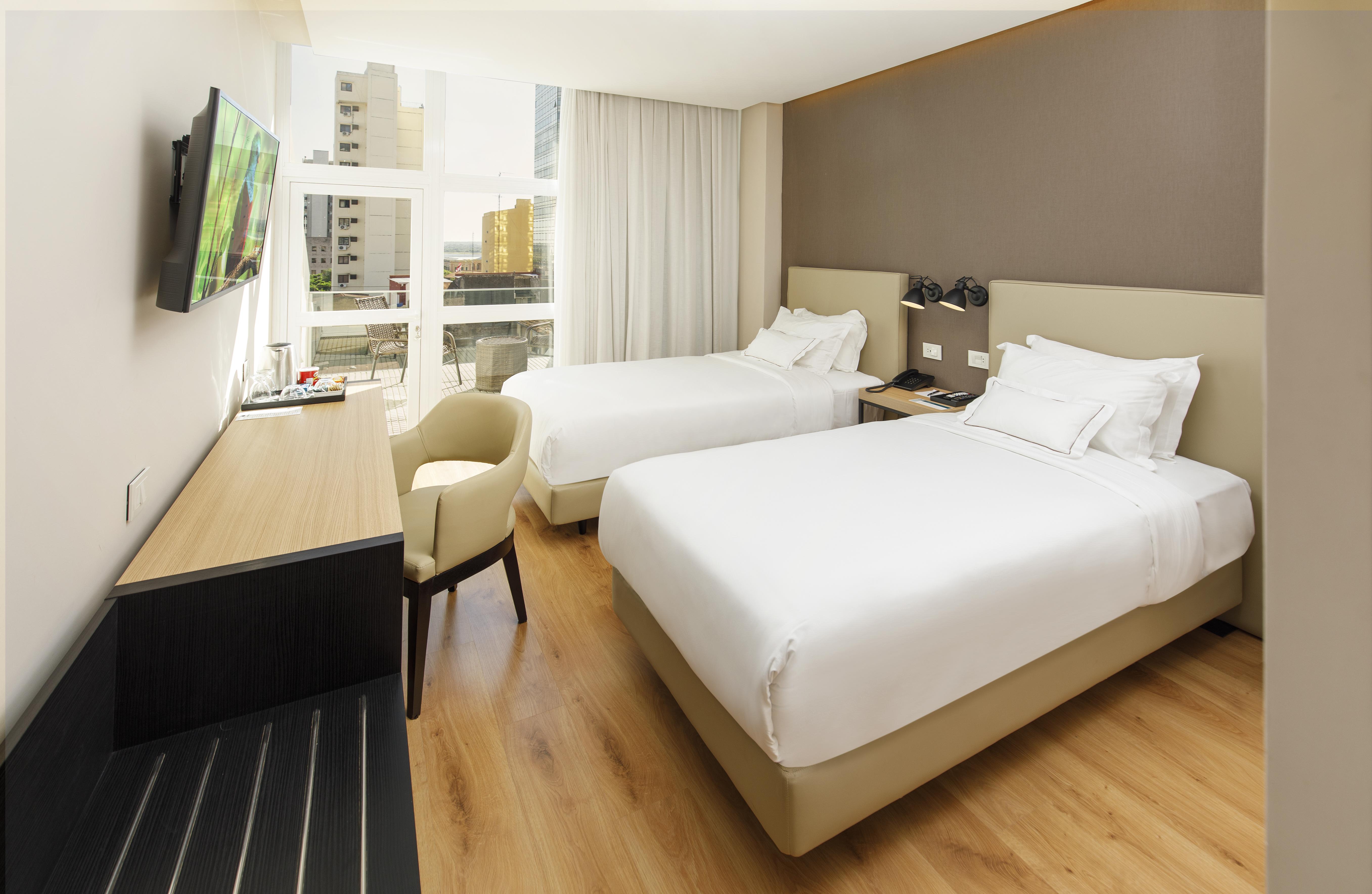Palmaroga Hotel Asuncion, Tapestry Collection By Hilton מראה חיצוני תמונה