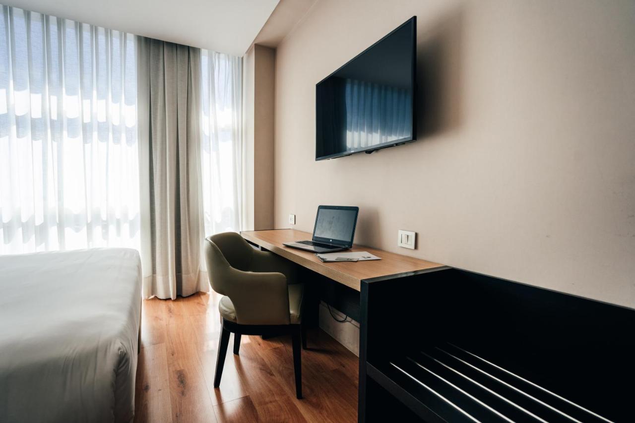 Palmaroga Hotel Asuncion, Tapestry Collection By Hilton מראה חיצוני תמונה