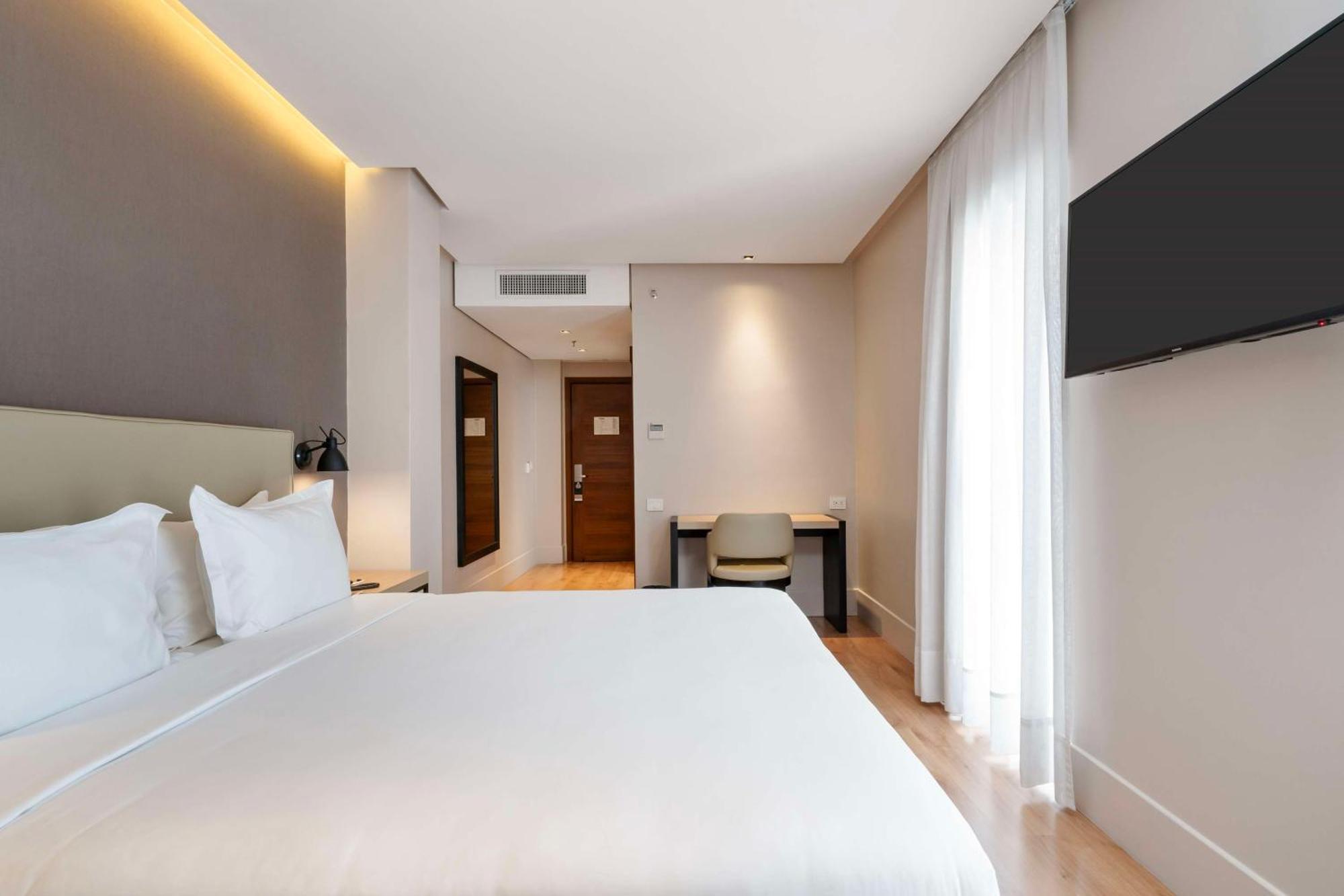 Palmaroga Hotel Asuncion, Tapestry Collection By Hilton מראה חיצוני תמונה